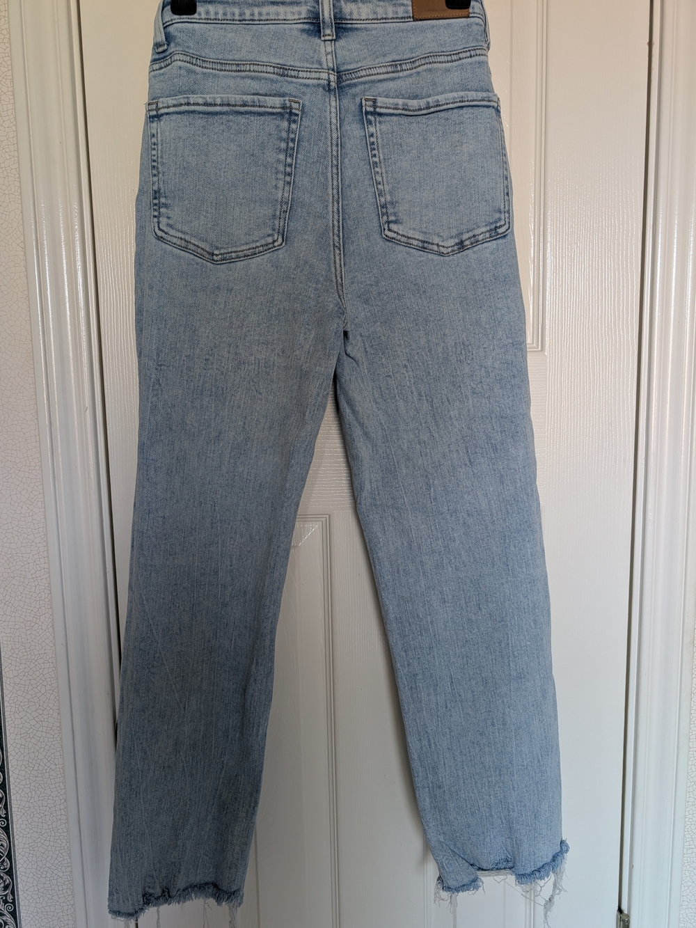 BKE Parker High Rise Cropped Straight Jeans 28x28 Light Wash Raw Hem